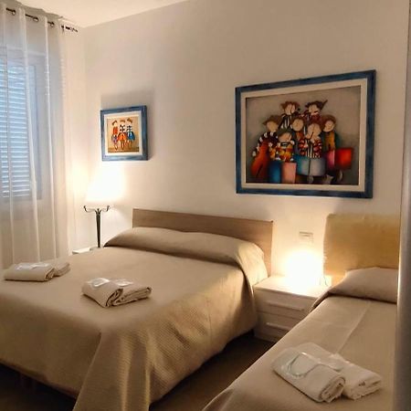 Il Centro Apartments Bari Bagian luar foto