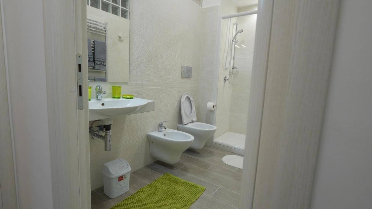Il Centro Apartments Bari Bagian luar foto